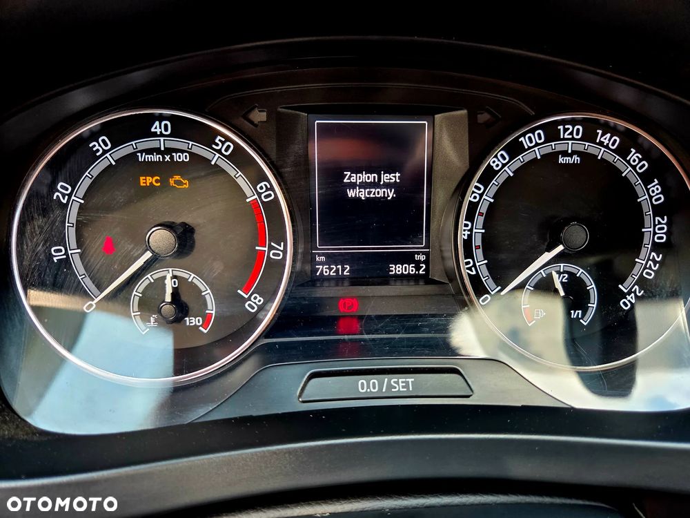 Skoda RAPID 1.0 TSI Style - 10