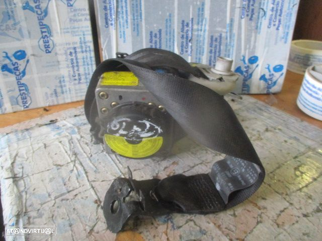 Pre-Tensor 33009583B VW BORA 2002 5P FE - 2