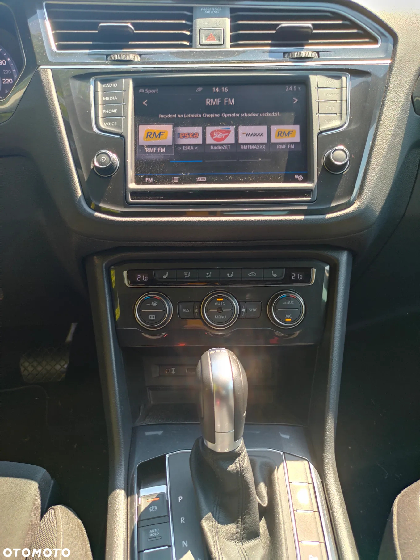 Volkswagen Tiguan 2.0 TDI SCR 4MOTION DSG Highline - 9