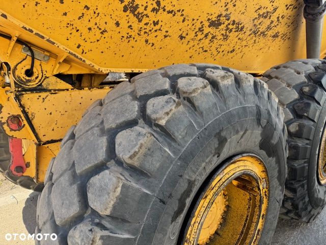 Volvo a 25 - 10