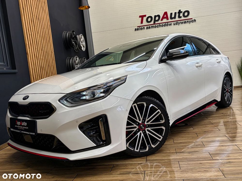 Kia ProCeed - 1