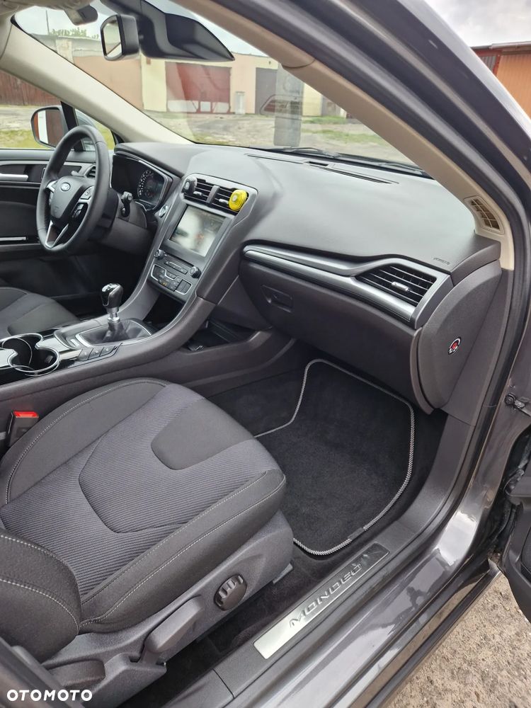 Ford Mondeo 2.0 TDCi Titanium - 16