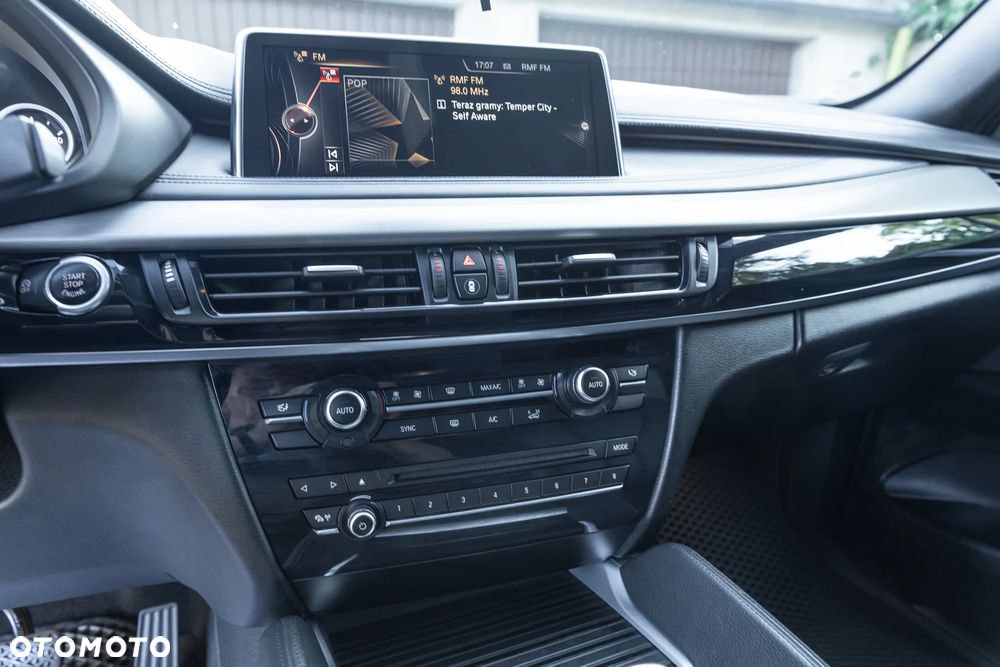 BMW X6 xDrive40d - 28