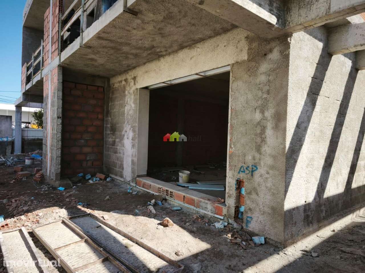 Moradia Geminada T4 com piscina em Fernão Ferro - Grande imagem: 4/10