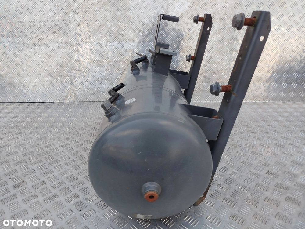 BUTLA ZBIORNIK POWIETRZA DAF XF 106 - 3