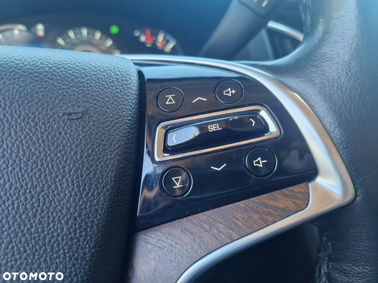 Cadillac Escalade - 15