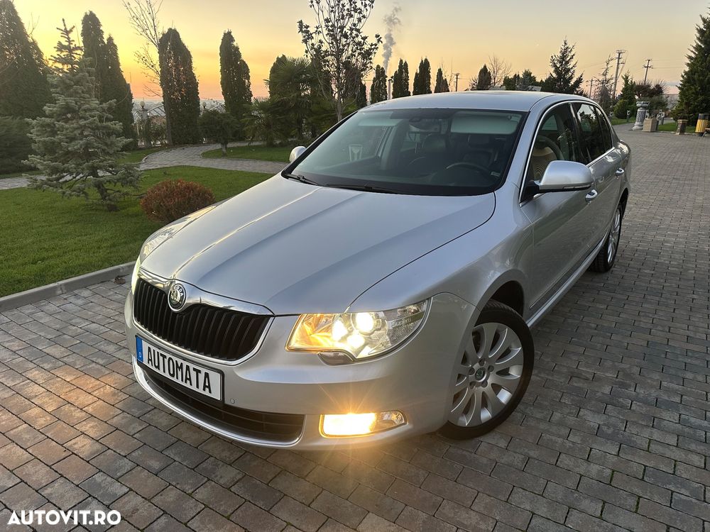 Skoda Superb 2.0 TDI Green tec 4x4 DSG Active - 1