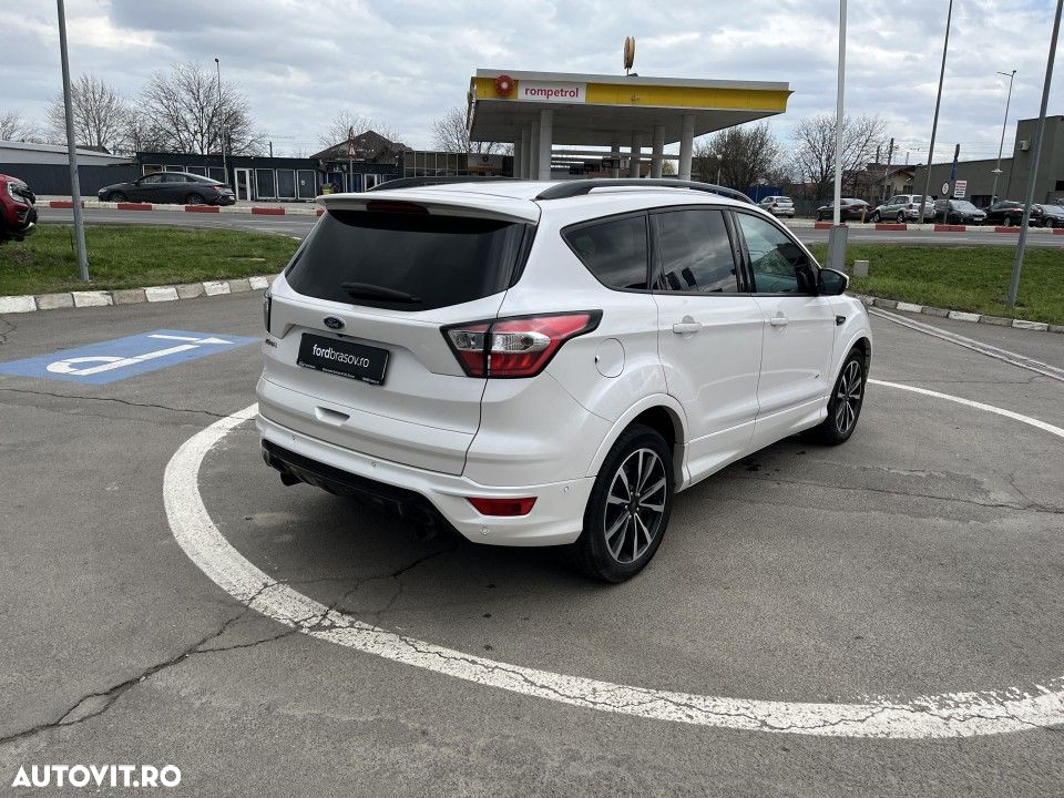Ford Kuga 2.0 TDCi 4WD Powershift ST-Line - 5