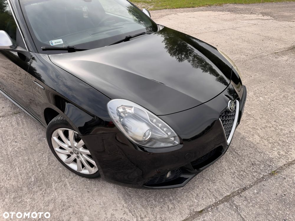Alfa Romeo Giulietta - 2