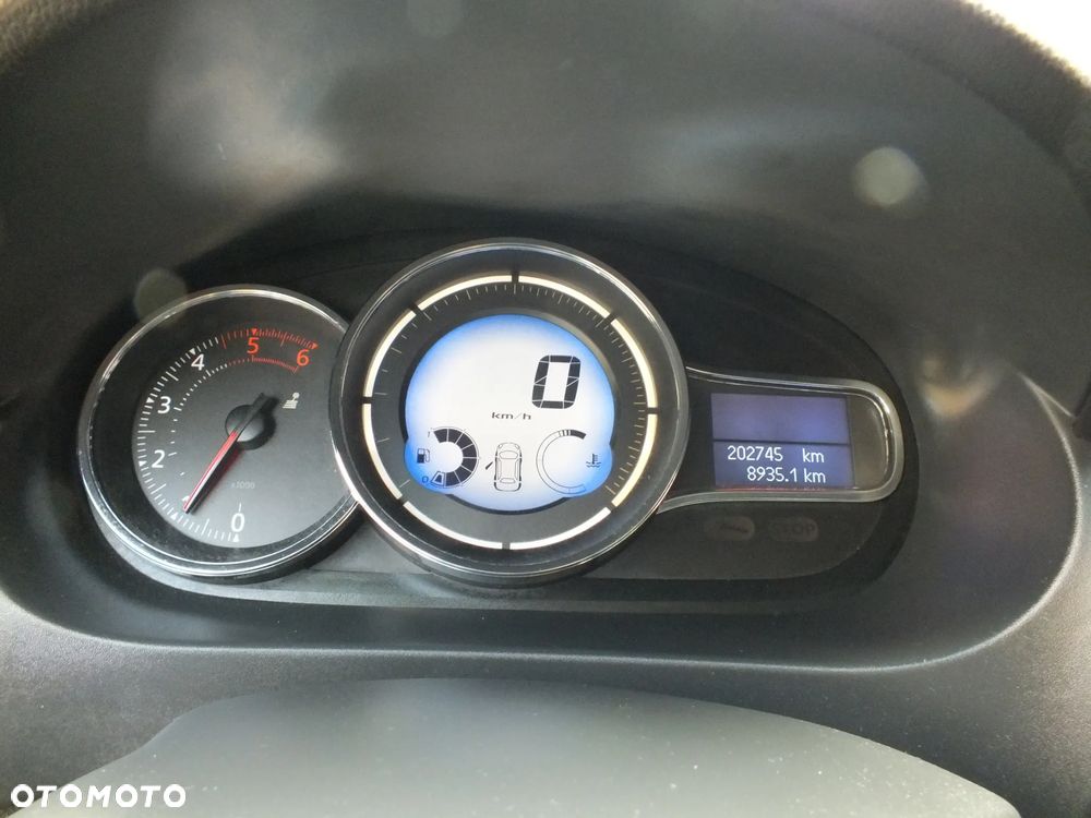 Renault Fluence - 12