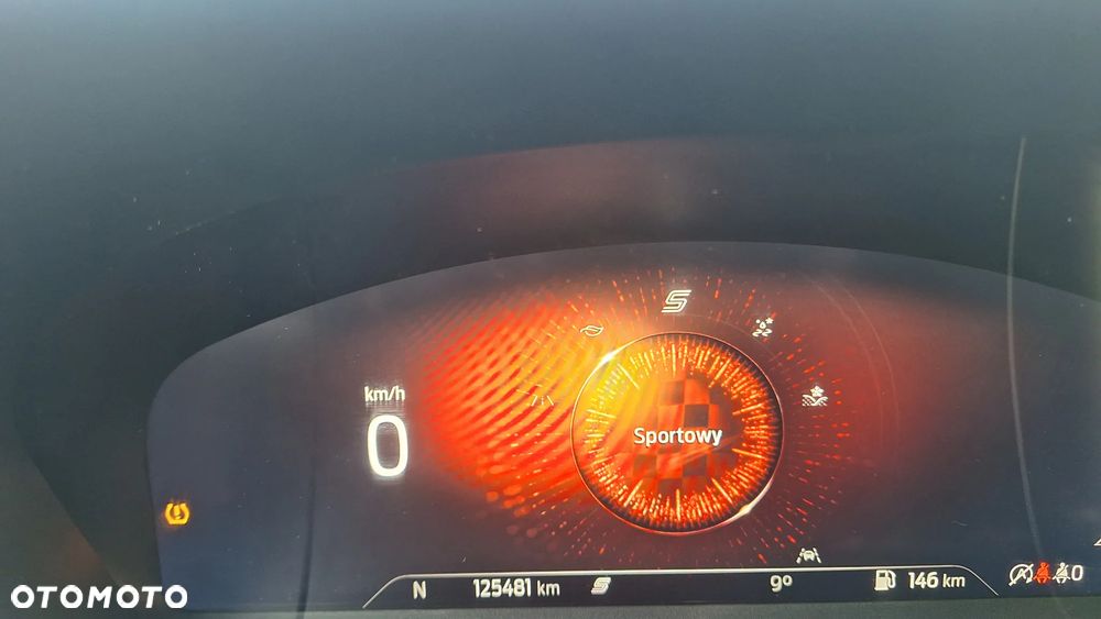 Ford Kuga - 8