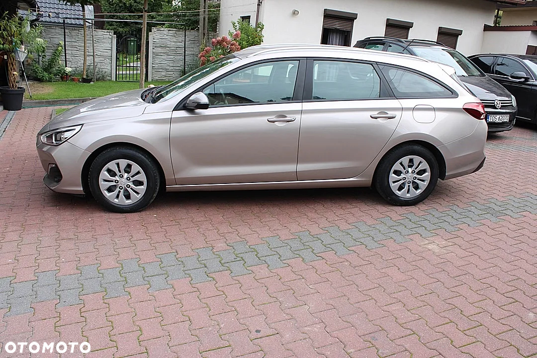 Hyundai i30 1.4 Premiere Comfort - 5