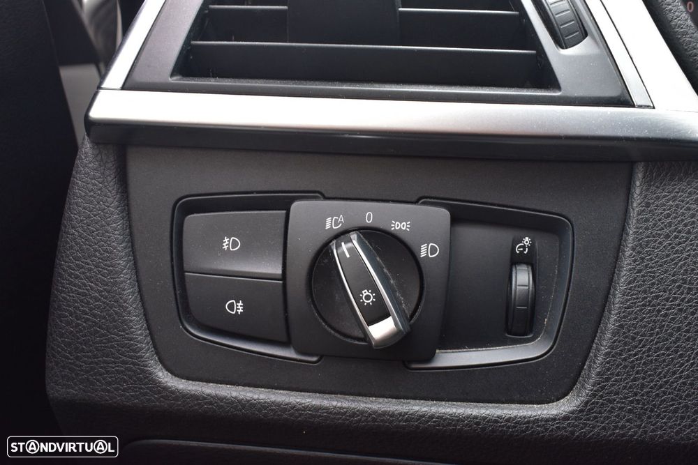 BMW 316 d Pack M - 10