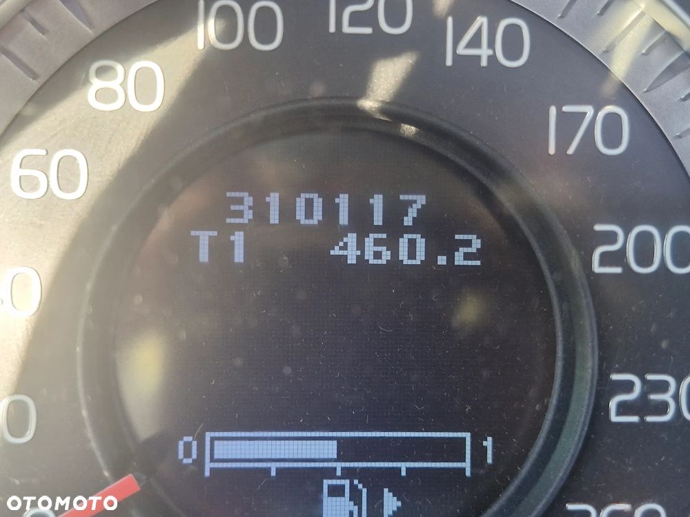 Volvo V70 D5 Summum - 7
