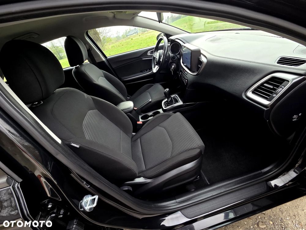 Kia Ceed 1.0 T-GDI M - 26