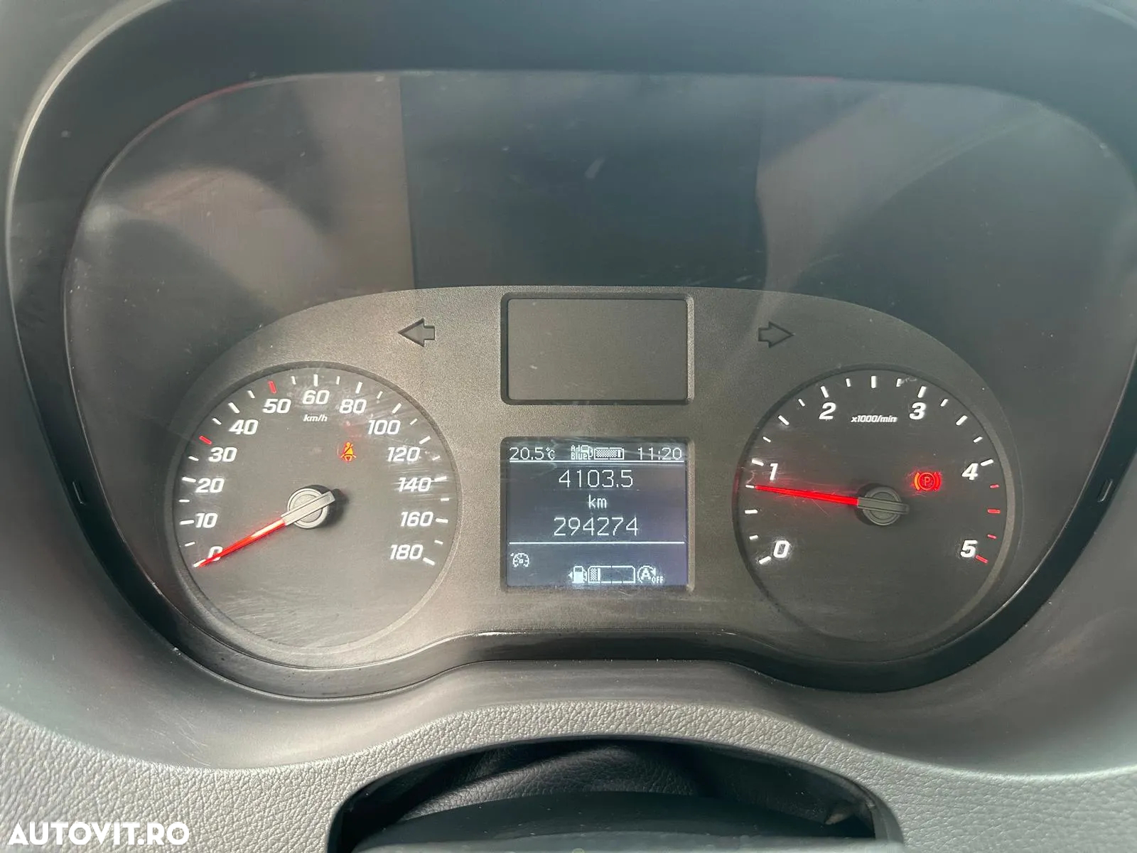 Mercedes-Benz Sprinter - 20