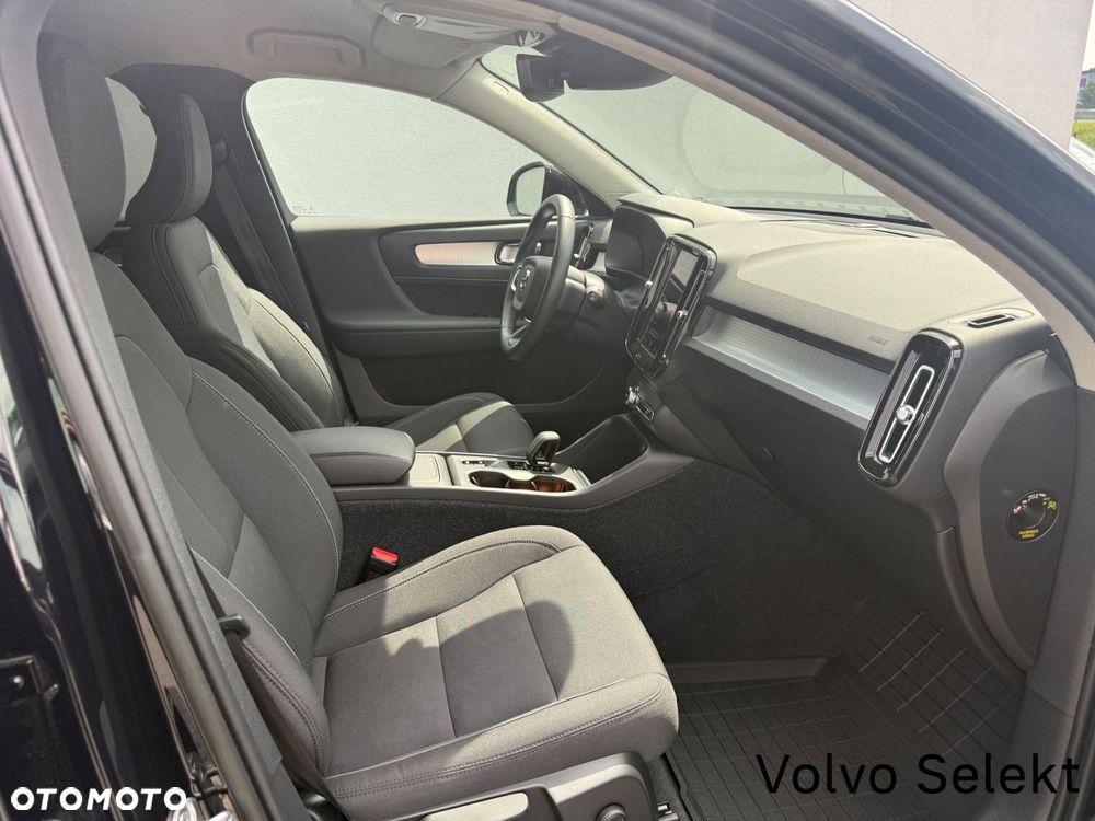 Volvo XC 40 - 28