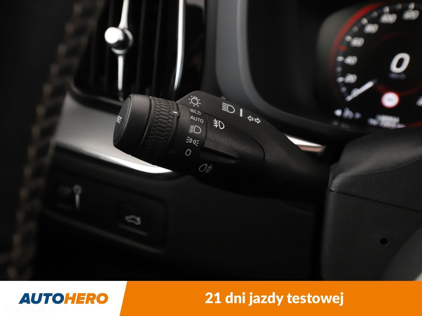 Volvo XC 60 - 33