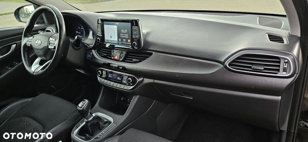 Hyundai i30 1.6 CRDI Premium - 10