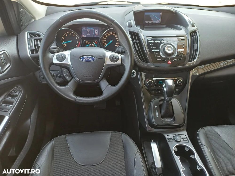 Ford Kuga - 14