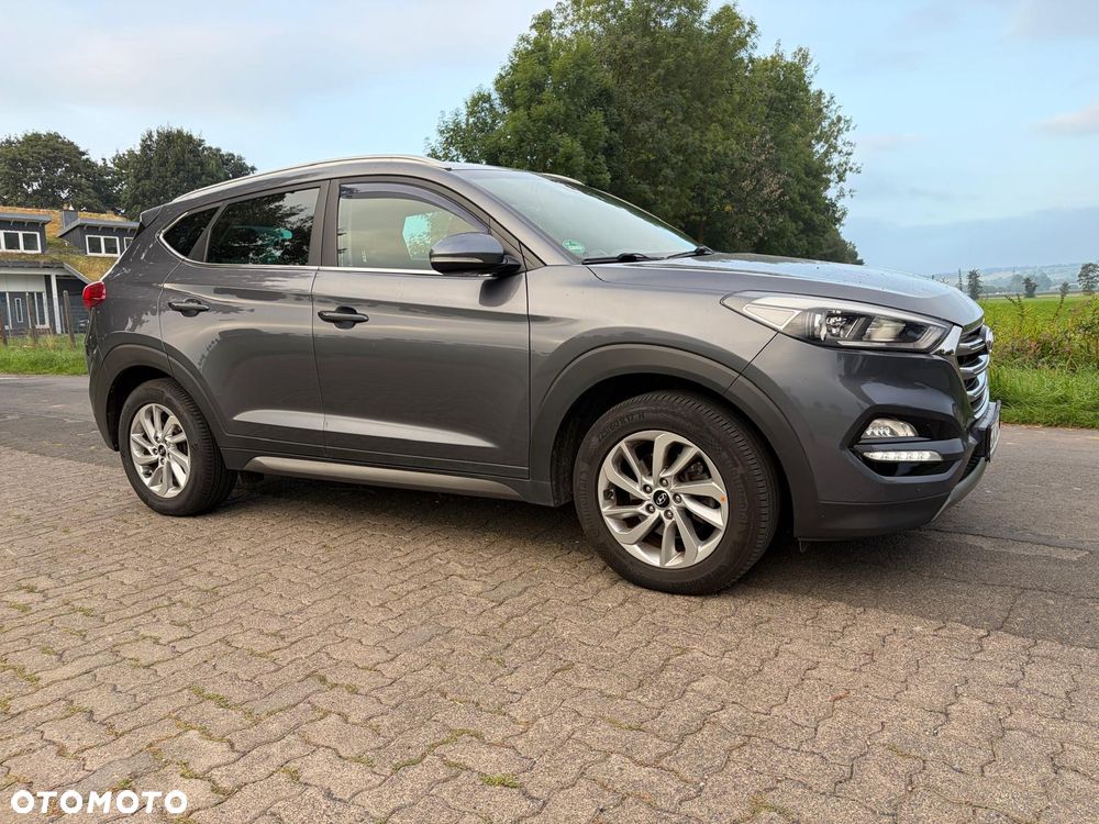 Hyundai Tucson 1.7 CRDI BlueDrive Design 2WD DCT - 16