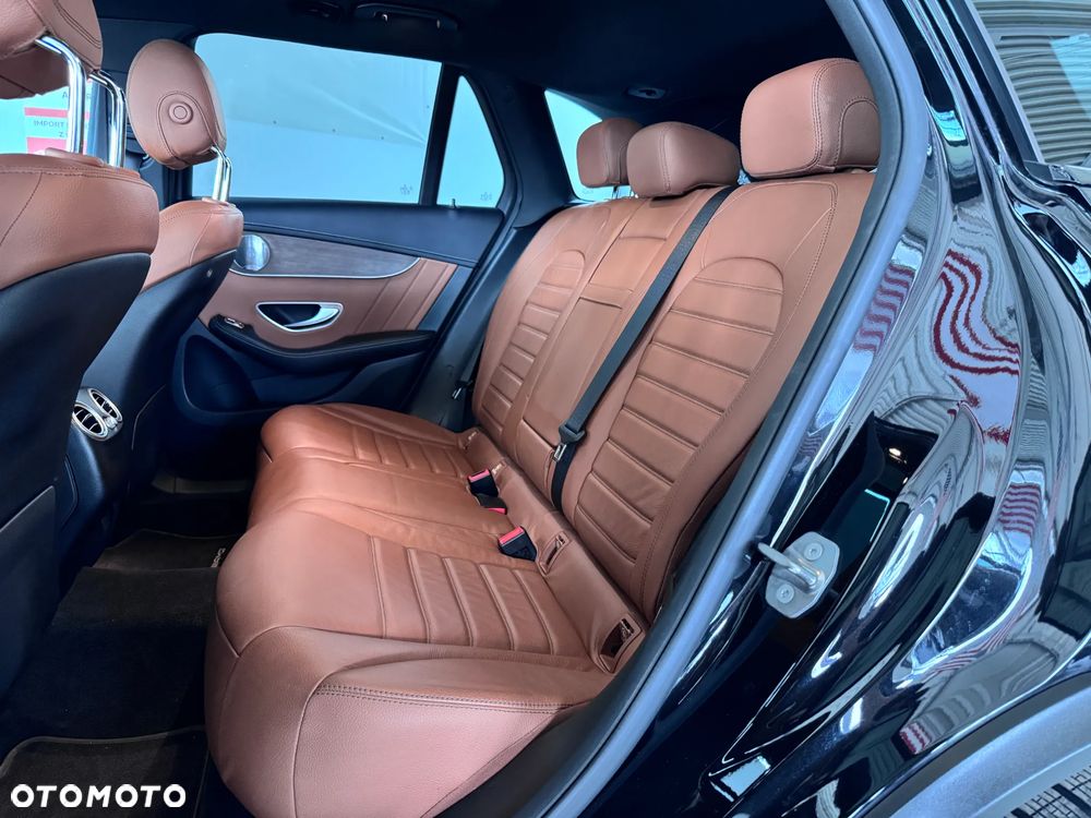Mercedes-Benz GLC AMG 43 4Matic 9G-TRONIC - 13