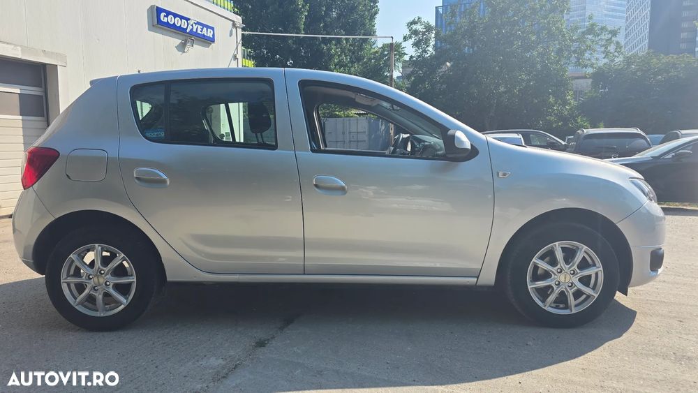 Dacia Sandero TCe 90 S&S Celebration - 5