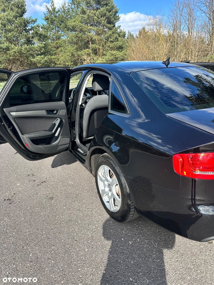 Audi A4 Avant 2.0 TDI - 8