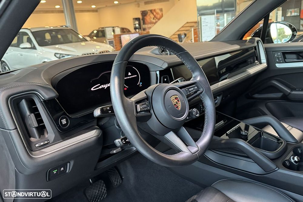 Porsche Cayenne E-Hybrid - 8