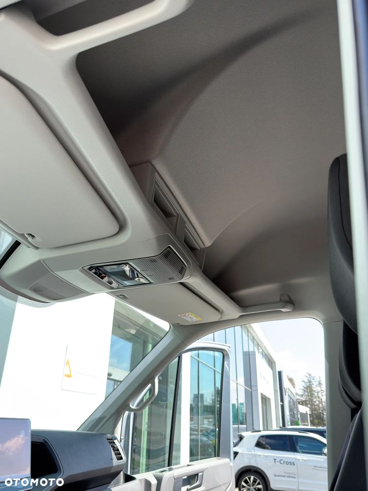 Volkswagen Crafter - 14