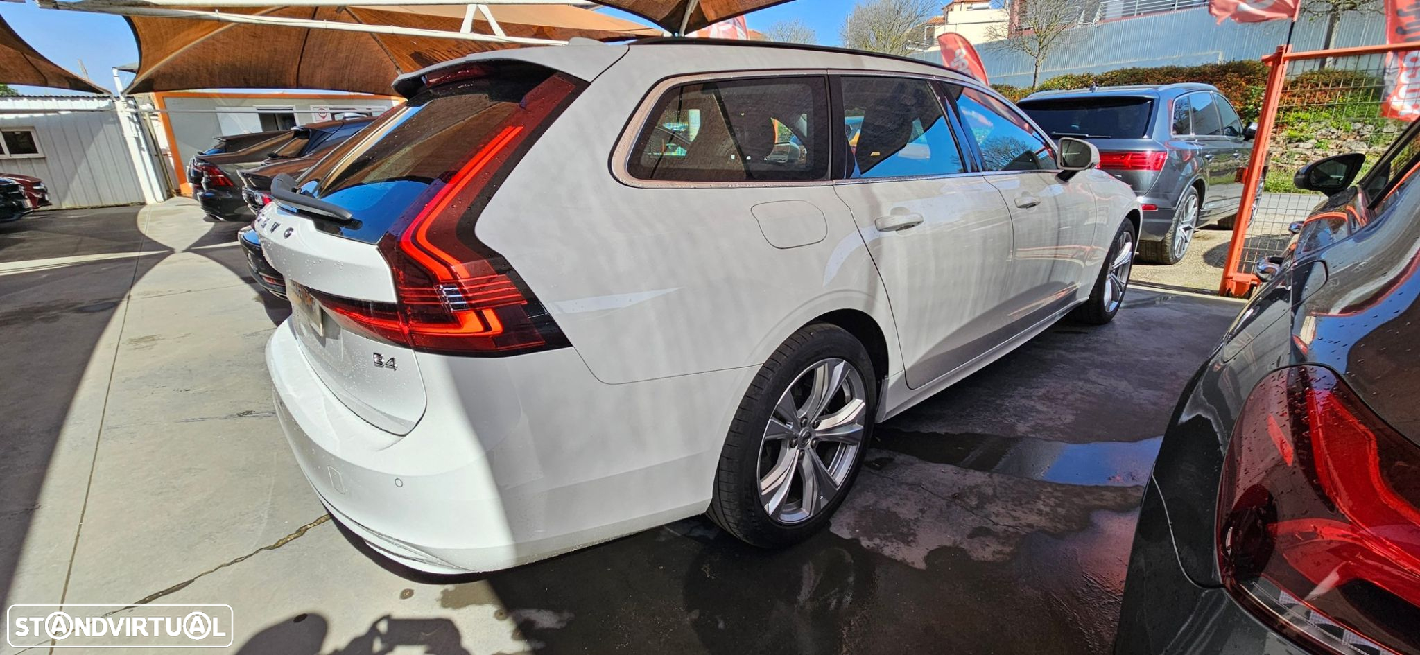 Volvo V90 2.0 B4 Momentum Plus Geartronic - 6