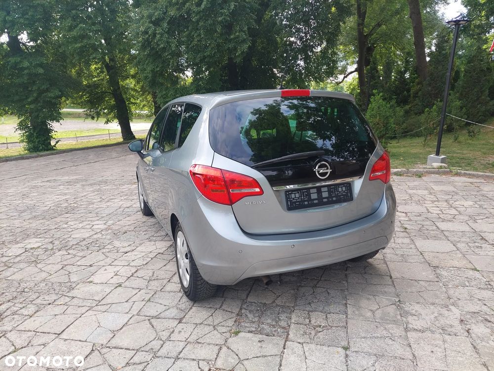 Opel Meriva - 12
