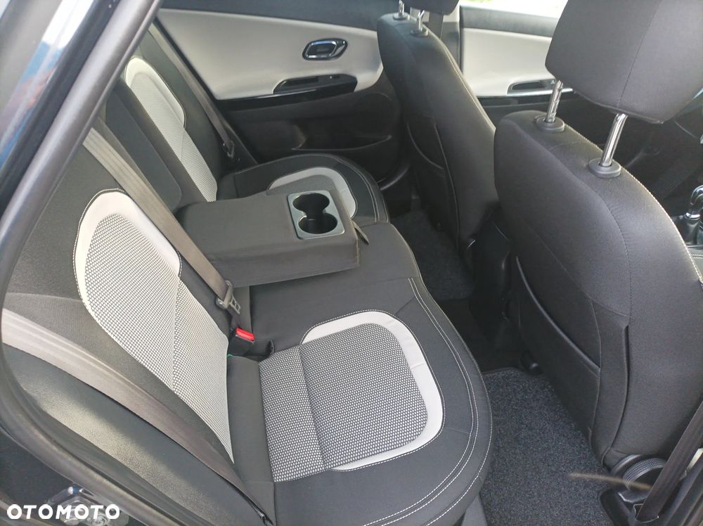 Kia Ceed 1.6 CRDi 128 ISG Platinum Edition - 26