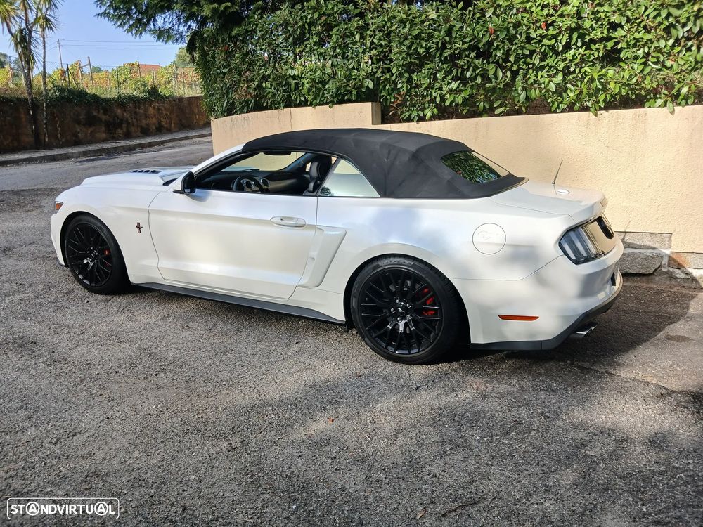 Ford Mustang 2.3i EcoBoost - 18