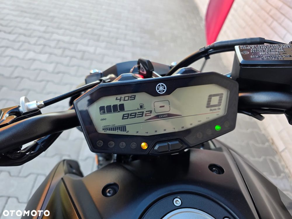 Yamaha MT - 21