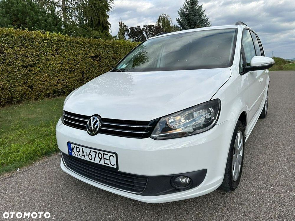 Volkswagen Touran - 25