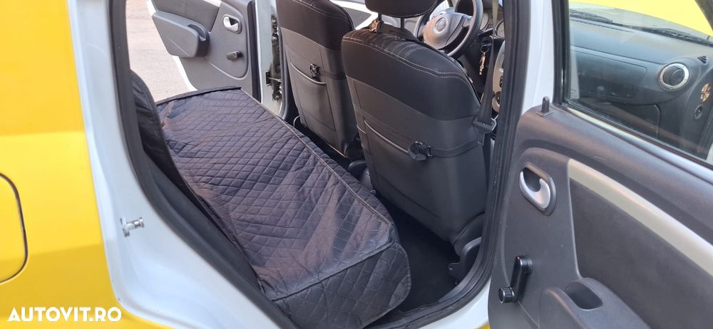 Dacia Logan 1.6 MPI Laureate - 11