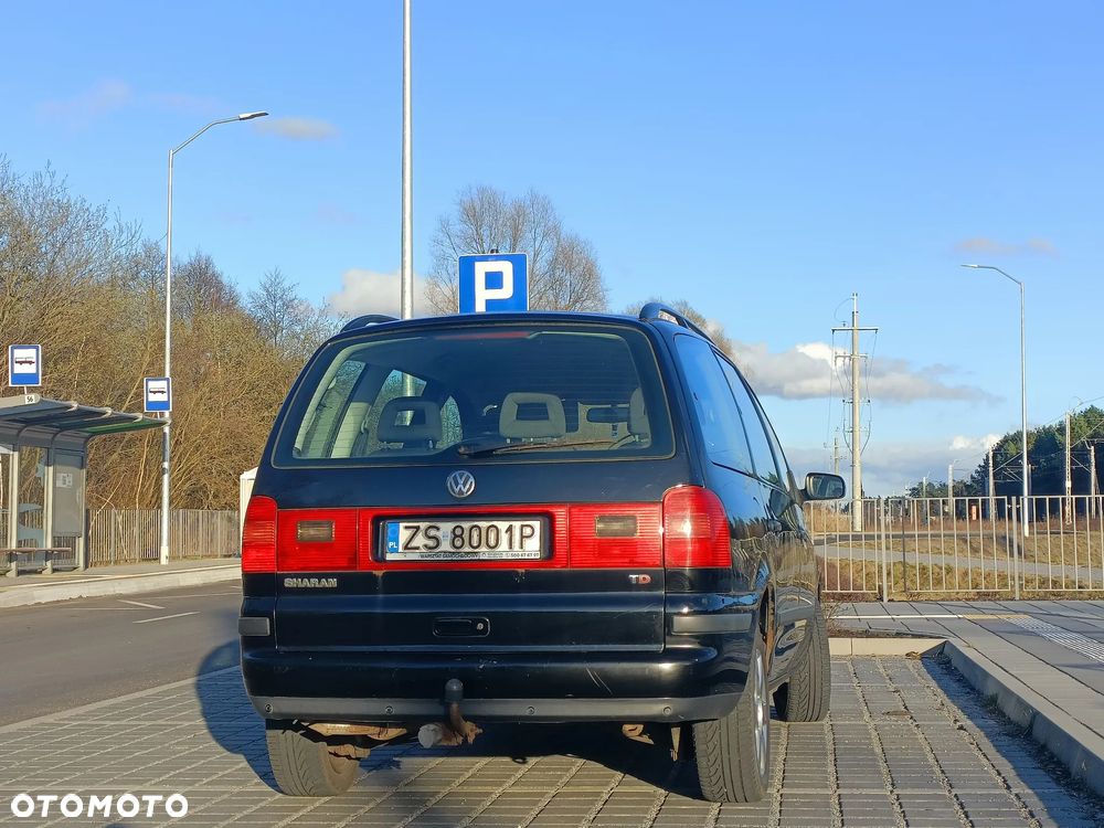 Volkswagen Sharan 1.9 TDI - 7