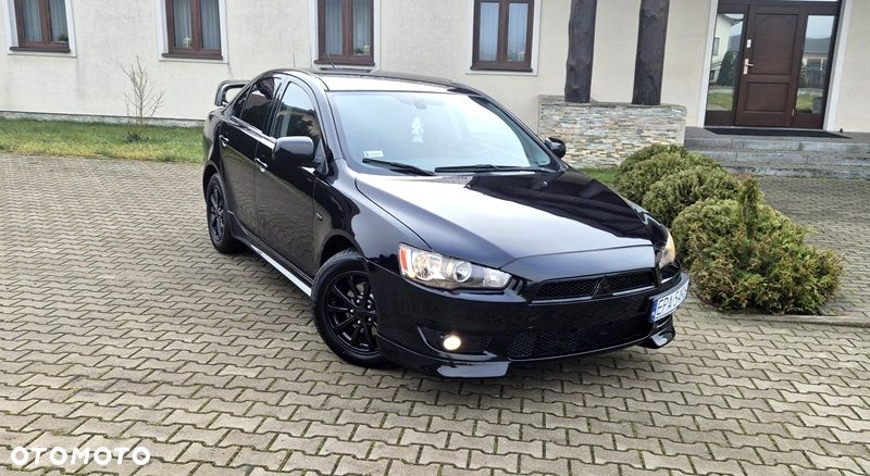 Mitsubishi Lancer 1.6 Intense - 11