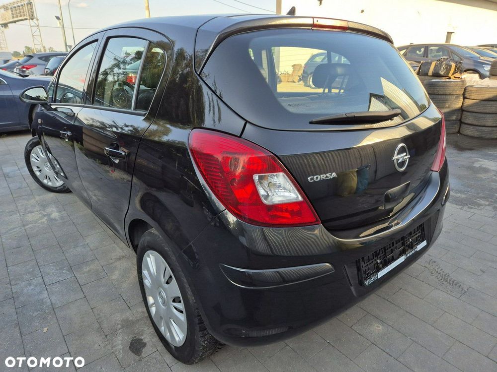 Opel Corsa 1.4 16V 150 Jahre - 3