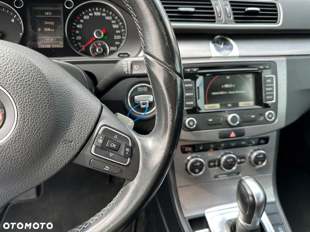 Volkswagen Passat Variant - 12