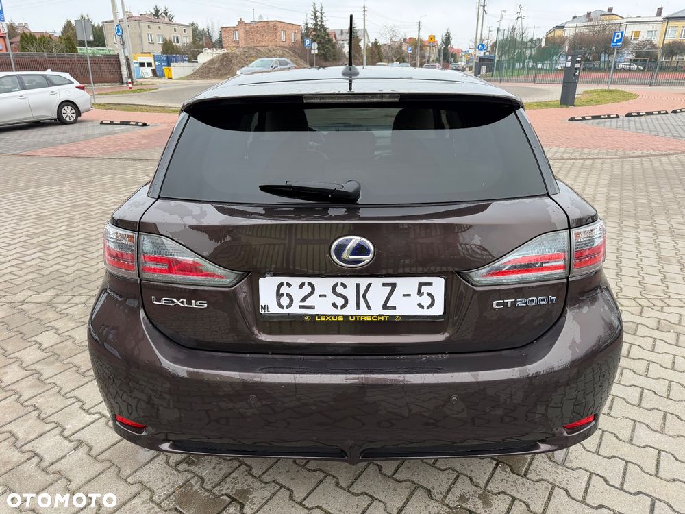 Lexus CT 200h Prestige - 6