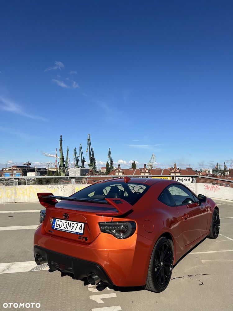 Toyota GT86 2.0 Prestige - 8