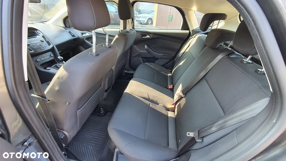 Ford Focus 1.5 TDCi Trend - 14