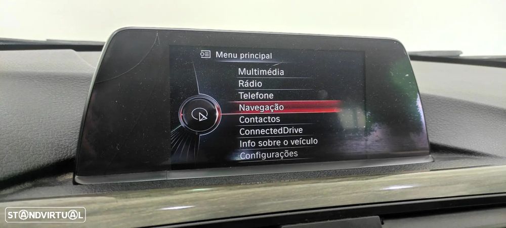 BMW 318 d Auto Line Luxury - 34