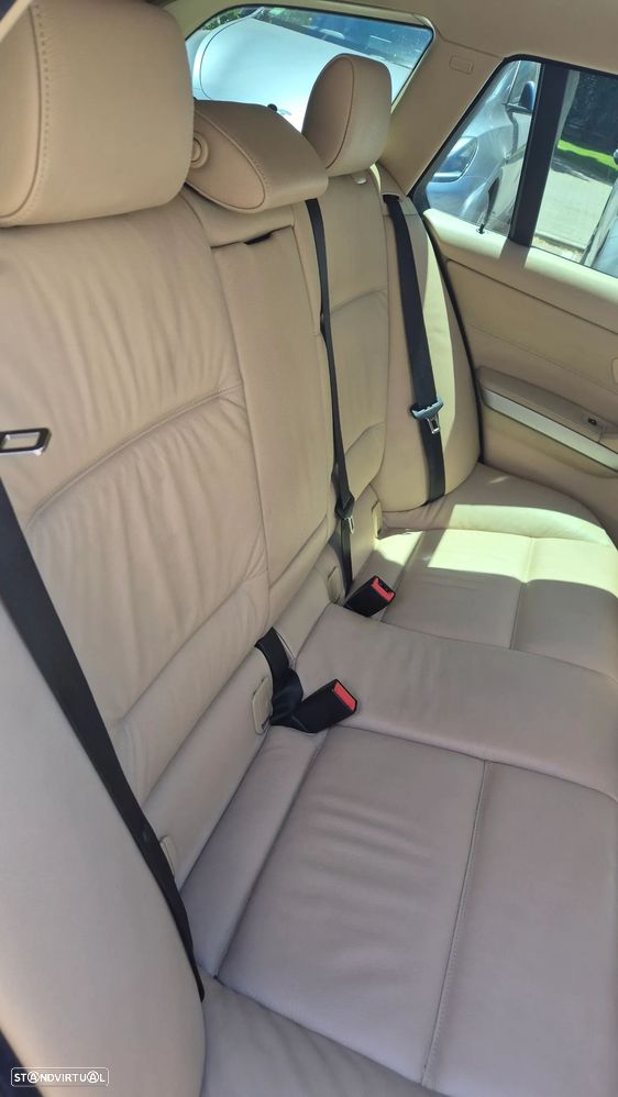 BMW 320 d Auto - 17