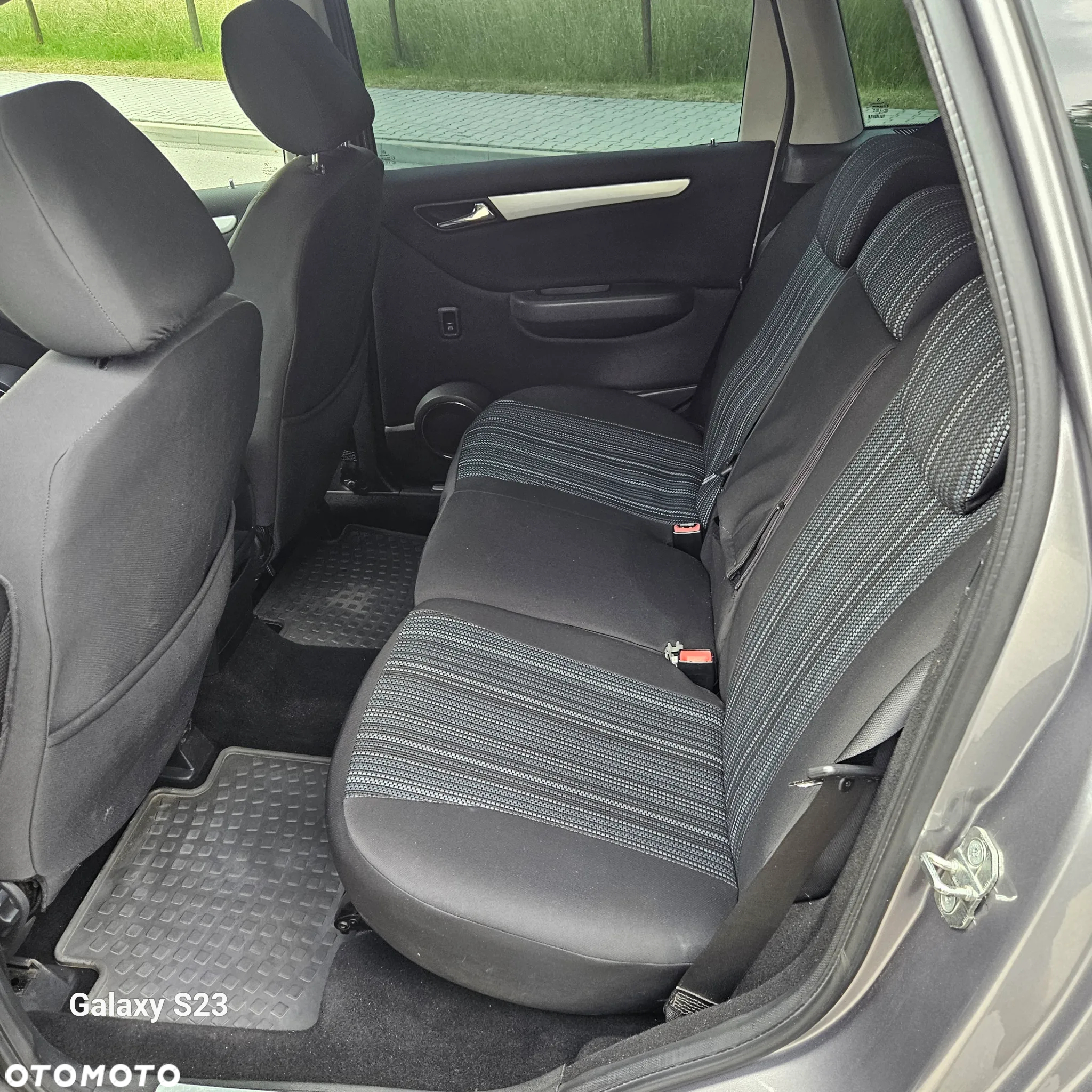 Mercedes-Benz Klasa B 180 CDI - 17
