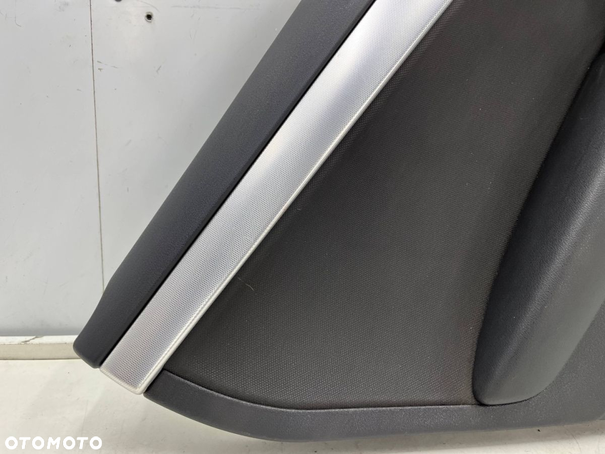 Tapicerka Audi A3 8p Sportback 5D 03-13r. boczek drzwi lewych tylnych pasażera lewy tył 093044586 - 5