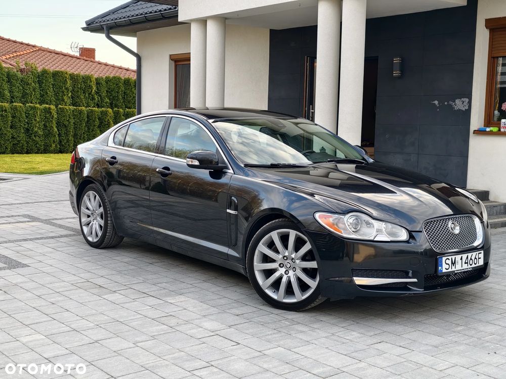Jaguar XF 2.7 V6 D Luxury - 2