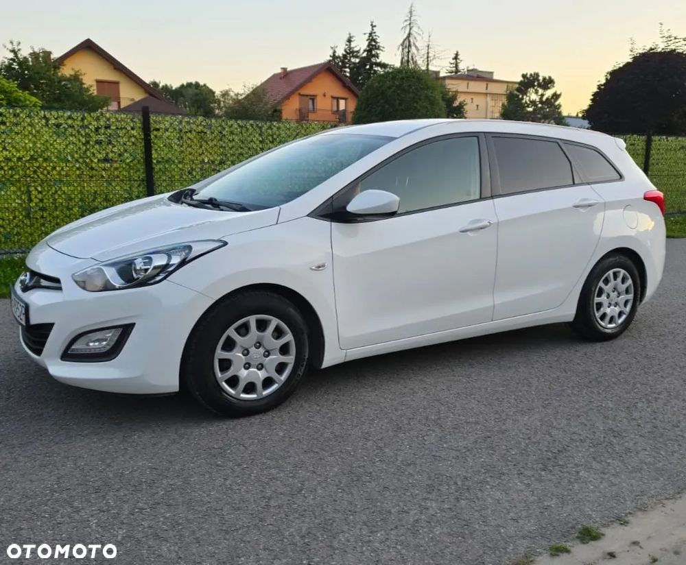 Hyundai i30 i30cw 1.4 Fifa World Cup Edition - 3